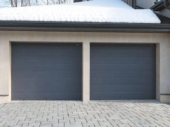 Cекционные ворота 4000х2600 мм антрацитовые DoorHan RSD02, www.pyatigorsk.doorhan.ru